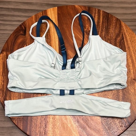 HANDFUL BRAND WORK OUT BRA LARGE - Picture 5 of 13